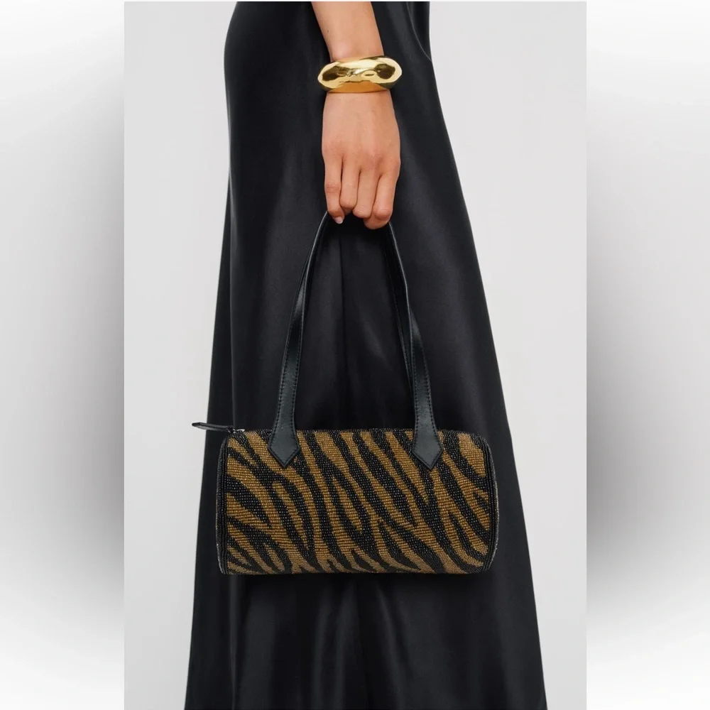 NWT & Dustbag REFORMATION CYLINDER BEADED SHOULDER BAG in black/bronze - Picture 3 of 11